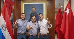 La Nación / “Se siente en el ambiente la aceptación que tiene Santiago Peña”, afirma Luis Fernando