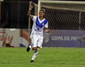 Diario HOY | Ameliano, con 10 jugadores, rescata un empate ante Guaraní