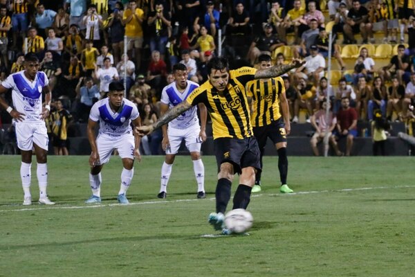 Santander regresa con gol, pero Guaraní no pasa de un empate ante Ameliano