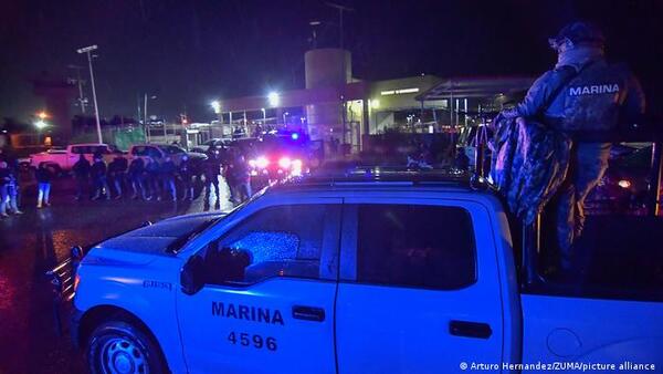 Ejército mexicano decomisa 276.000 pastillas de fentanilo y armas en Sinaloa