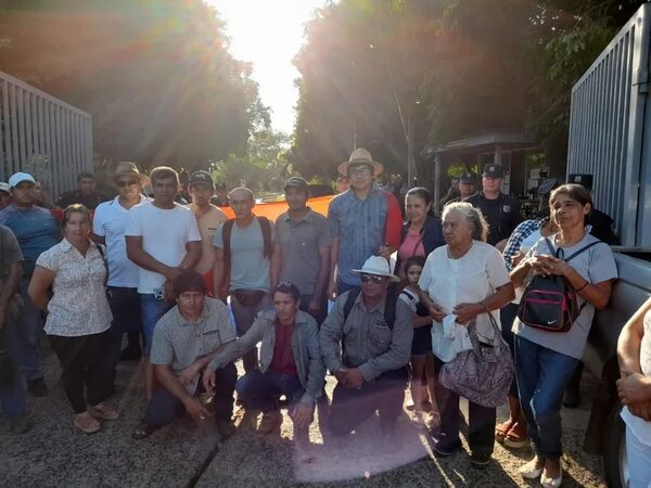 Buscarán solucionar falta de agua potable en barrios de Ayolas - Nacionales - ABC Color