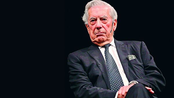 Vargas Llosa El elegido de la Academia Francesa