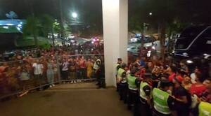 [VIDEO] ¡Atendé el "banderazo azulgrana" que se dio en Encarnación!