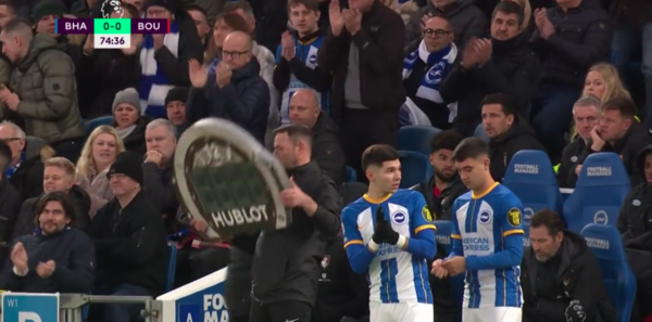 Con Julio Enciso, Brighton logra una victoria agónica gracias a Mitoma