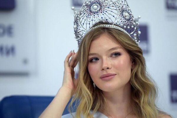 Miss Rusia reveló que todas la trataron mal en el Miss Universo
