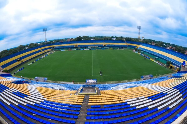 Diario HOY | Luqueño reestrena su casa en Primera