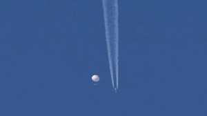Estados Unidos derribó el globo chino que sobrevolaba su espacio aéreo | 1000 Noticias