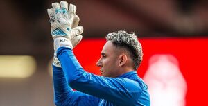 Keylor Navas debuta en el Nottingham Forest con victoria y siendo figura