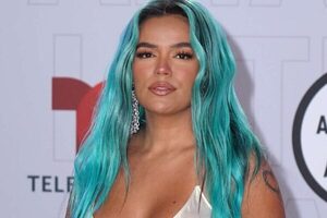 Karol G da indicios de un posible embarazo después de que le dijeron que estaba «Gorda»