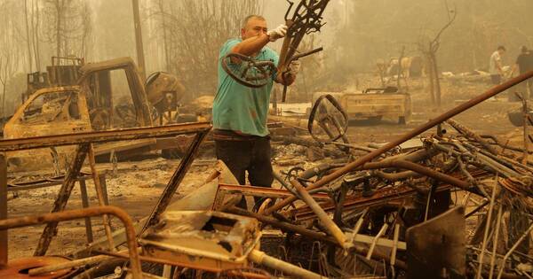 La Nación / Chile: incendios dejan 24 muertos, casi 1.000 heridos y 800 viviendas destruidas