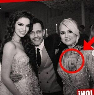 ¡La “manito” de Marc Anthony!