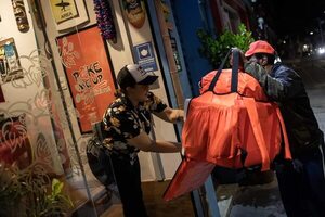 Monopolios y precariedad laboral, el auge de los “delivery” en Latinoamérica - Mundo - ABC Color