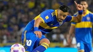 [VIDEO] Cuestionan al DT de Boca por cambiar al "Melli" Óscar Romero