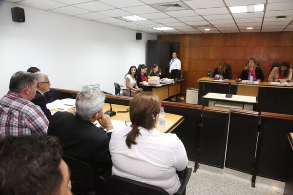 Inicia el juicio por presunto desfalco en Presidente Hayes - Judiciales.net