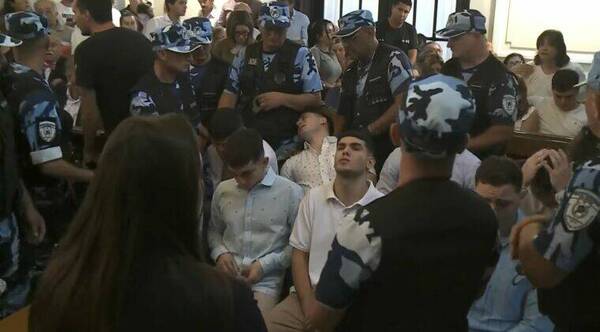 Caso Fernando Báez Sosa: Condenan a perpetua a 5 rugbistas y 15 años de cárcel a los otros tres