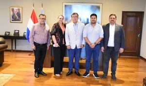 Nueva gobernadora de Caazapá pidió a la EBY mantener la cooperación con el departamento