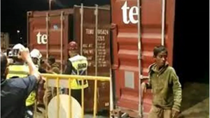 Niño juega a las escondidas se mete a contenedor y aparece en otro país - Noticiero Paraguay