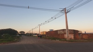 ¡Lamentable! Electricista muere intentando reparar columna con desperfectos de la ANDE - Noticias Paraguay