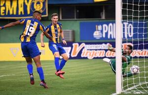 Un empate con sabor amargo en Luque •
