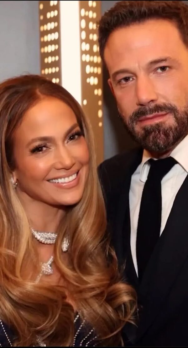 Jennifer López y Ben Affleck se robaron las cámaras en los Grammy - Gente - ABC Color