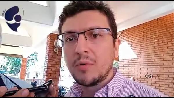 Niegan que dieron de alta a mamá de gemelos