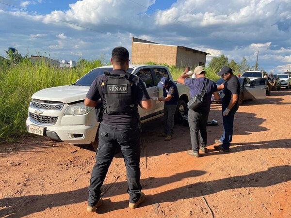 Recuperan camioneta y arma robadas en Ponta Porã