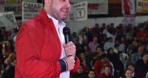 La Nación / Latorre lidera encuesta para la diputación por capital