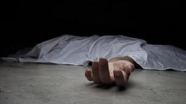 Joven habría matado a puñaladas a su expareja; luego se intentó quitar la vida - La Clave