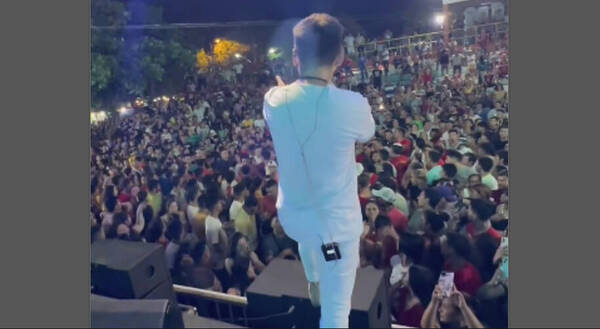[VIDEO] Cumbiero rajó de su show a un "desubicado"
