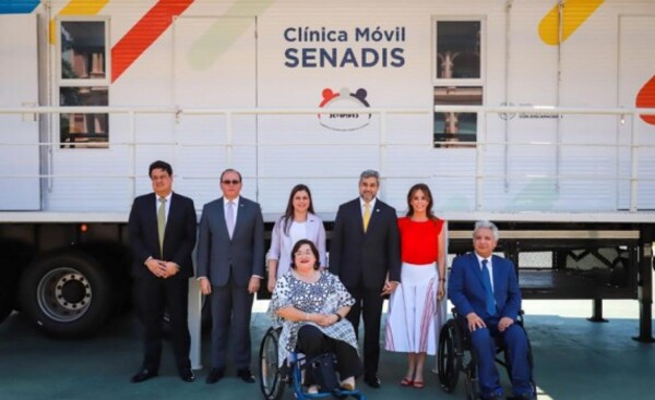 Inauguran clínica móvil para extender atención de la Senadis