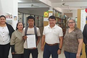 Miembro de comunidad indígena presenta solicitud de Admisión Directa a la FIA-UNE