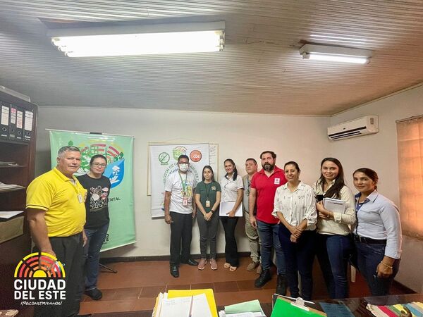 En marcha campaña para erradicación de criaderos de mosquitos - La Clave