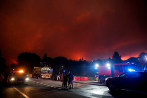 Chile: más de 5.600 bomberos combaten los incendios sin control