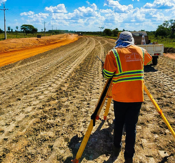 Corredor Agroindustrial de San Pedro registra 14% de avance y emplea a 90 personas - .::Agencia IP::.