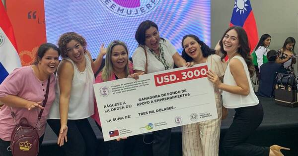 La Nación / Entregan fondo de US$ 3.000 a 53 beneficiarias de Reemujer