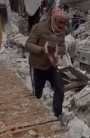 Nació entre los escombros del terremoto en Siria - La Clave