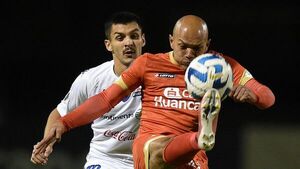 Nacional se estrenó con derrota en la Copa Libertadores - trece