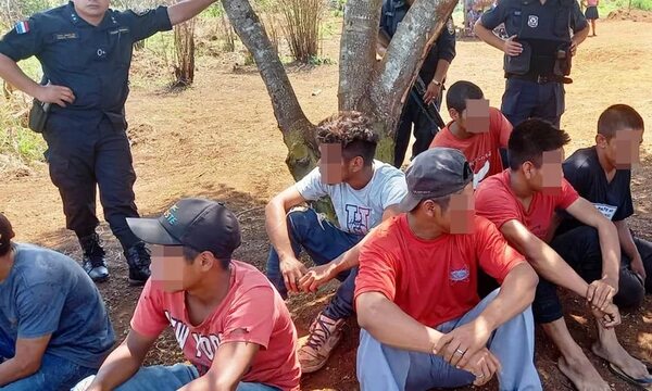 Detienen a indígenas por presunta invasión de inmueble - ABC en el Este - ABC Color