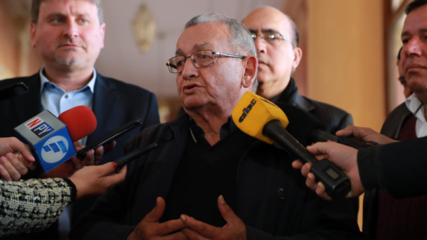 Monseñor Medina; “Cartes como presidente de la ANR es una calamidad” - El Independiente