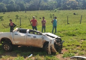 Diario HOY | Comitiva fiscal sufre accidente: un fallecido y tres heridos