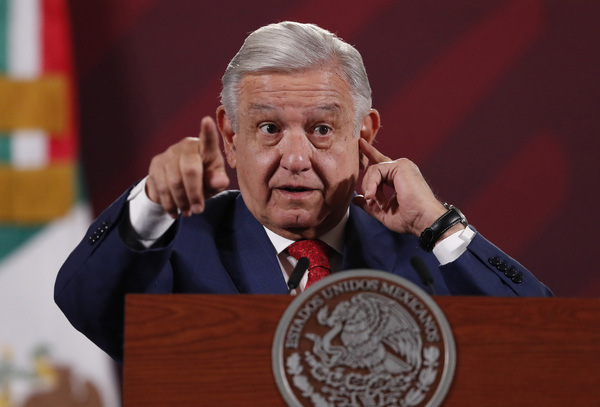 López Obrador dice que Tesla "tiene dos posibilidades" para llegar a México - MarketData