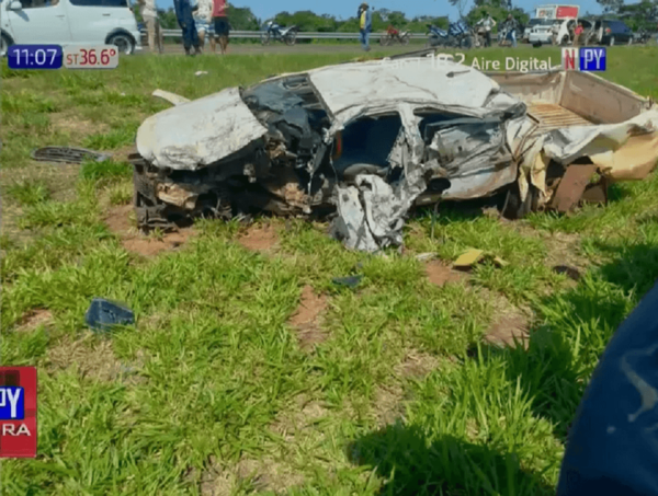 Accidente de tránsito deja un fallecido y tres heridos en Yasy Cañy · Radio Monumental 1080 AM