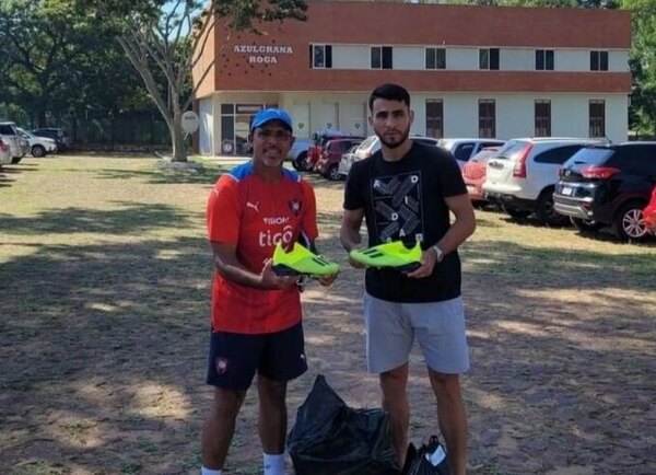 Versus / Junior Alonso defendió con todo a uno de los técnicos interinos de Cerro Porteño