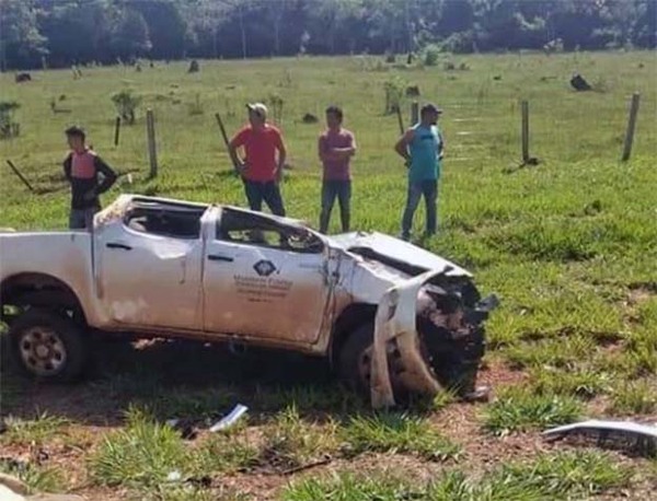 Vehículo del Ministerio Público del Alto Paraná sufre accidente con derivación fatal | DIARIO PRIMERA PLANA