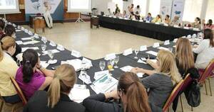 La Nación / Justicia Electoral capacita a mujeres candidatas de cara a las elecciones generales