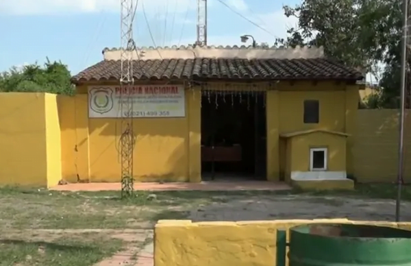 Amigos de un hombre que se quitó la vida atacaron una comisaría en Nanawa - Noticiero Paraguay