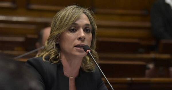 La Nación / Maru Crichigno pide trabajar en bloque sobre el peaje en la hidrovía Paraguay-Paraná