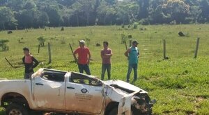 Comitiva fiscal sufre accidente en Yasy Kañy: un fallecido y tres heridos - Radio Imperio