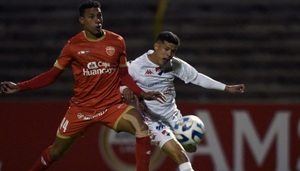 Nacional cae ante Sport Huancayo en su debut dentro de la Libertadores