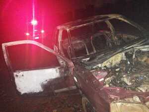 Abandonaron vehiculo incinerado en Cambyretá